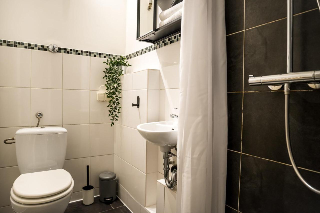 Spacious Apartment In Berlin Mitte For 6 Екстериор снимка