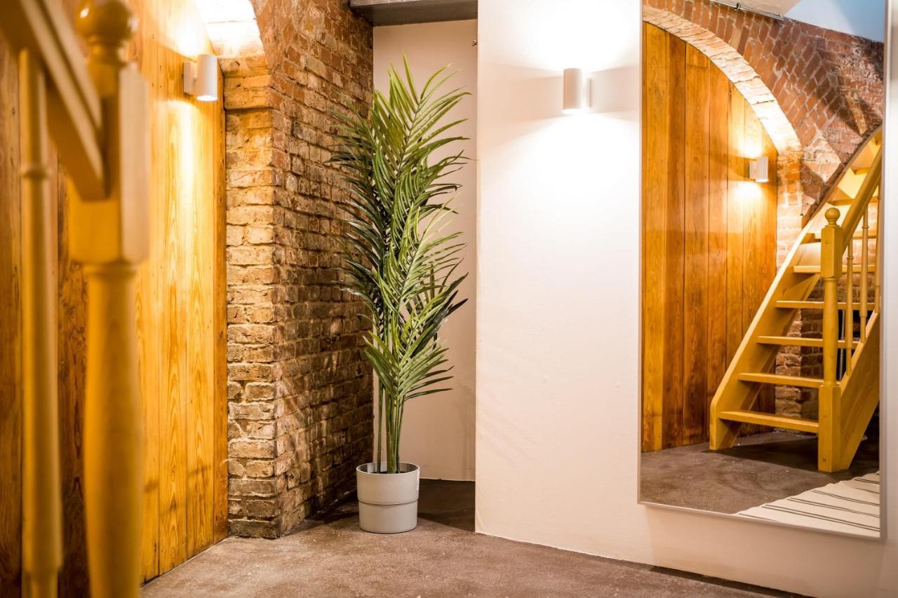 Spacious Apartment In Berlin Mitte For 6 Екстериор снимка
